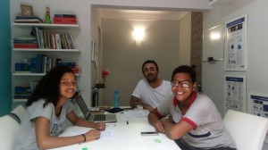 Jéssica e João Lucas se preparam para as provas com o professor Eli Guedelha Jéssica e João Lucas se preparam para as provas com o professor Eli Guedelha